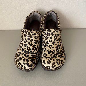 Born Leopard Print Shoes  Clogs
